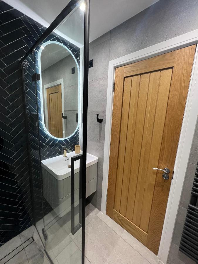 Charming 3-bed House With 1 Parking Space